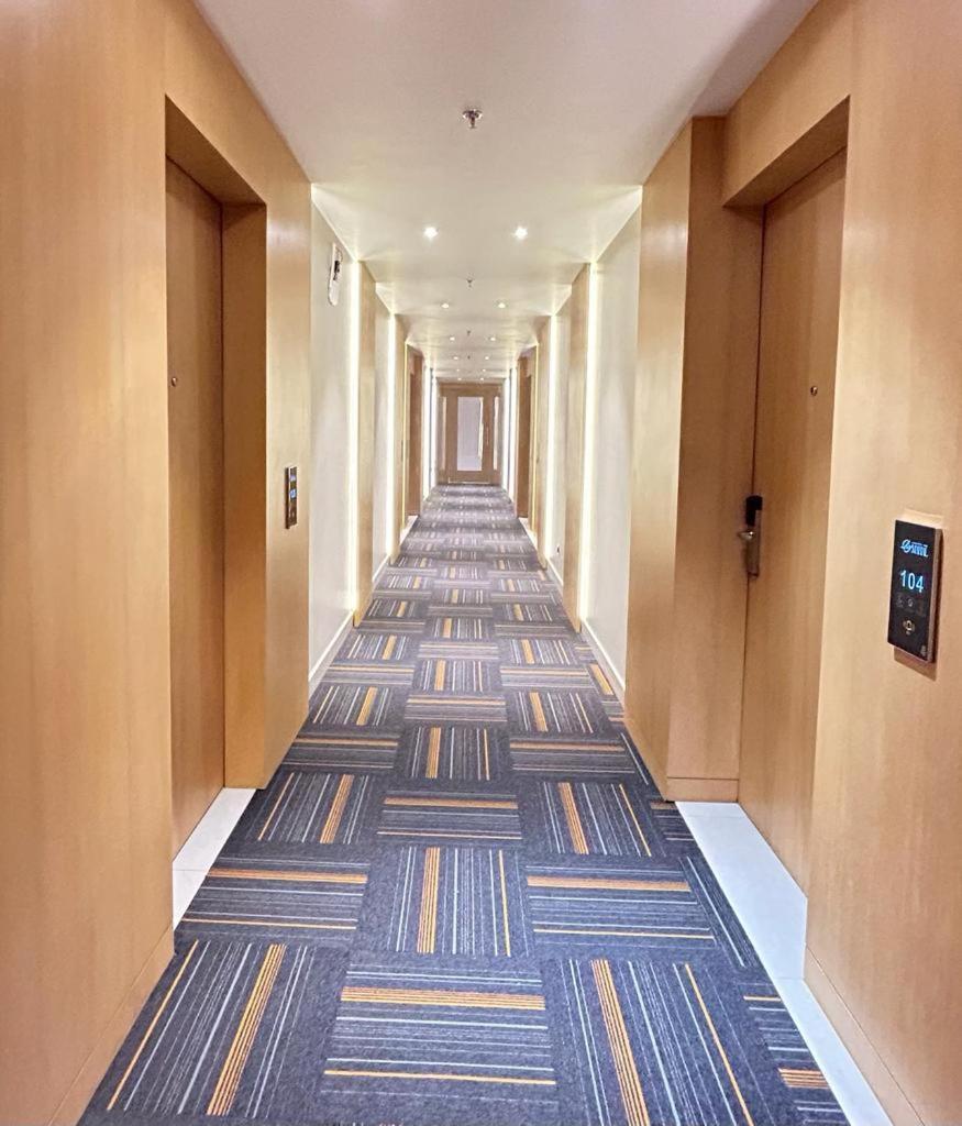 Hotel Rajmahal โมราดาบัด ภายนอก รูปภาพ