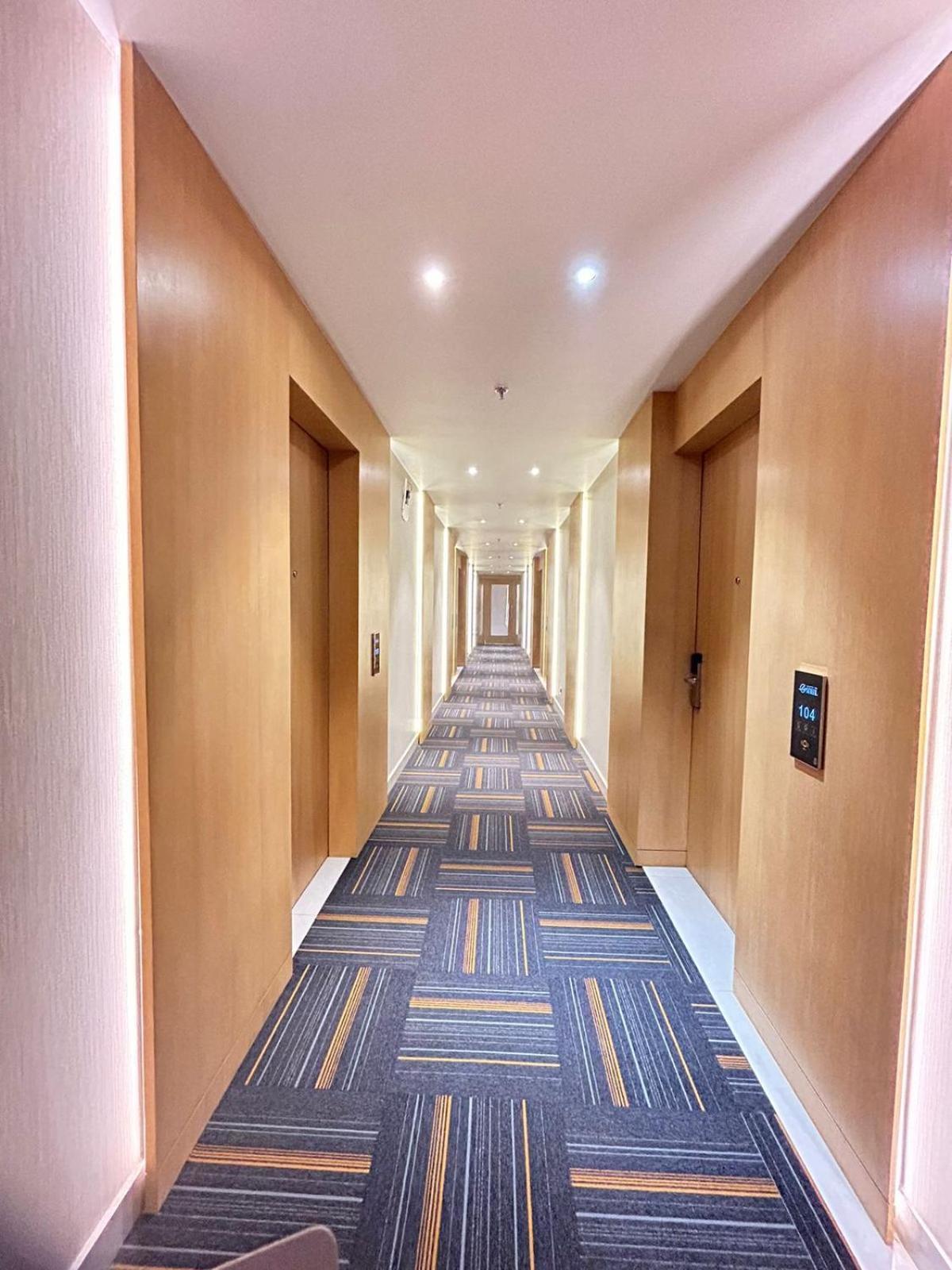 Hotel Rajmahal โมราดาบัด ภายนอก รูปภาพ